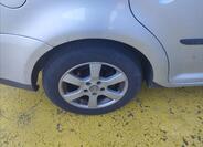 Volkswagen Touran 19