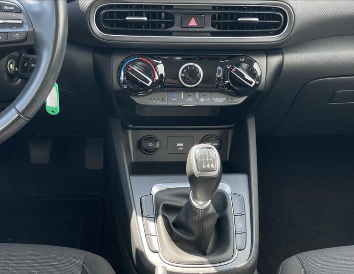 Hyundai Kona 12