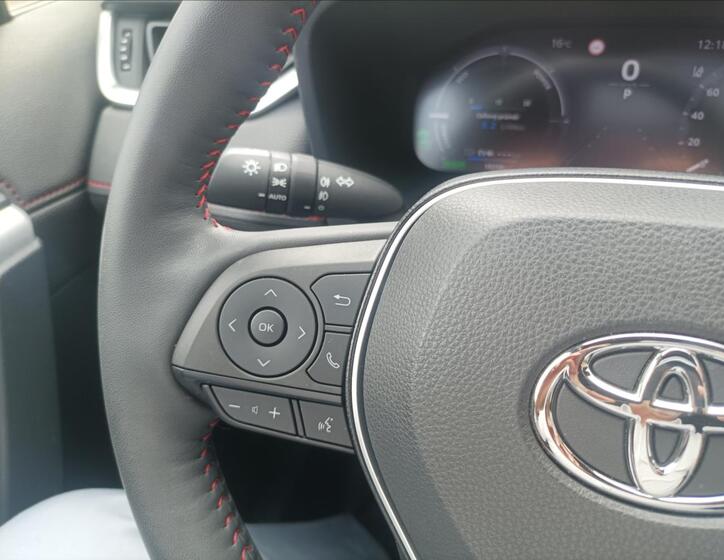 Toyota RAV4 13