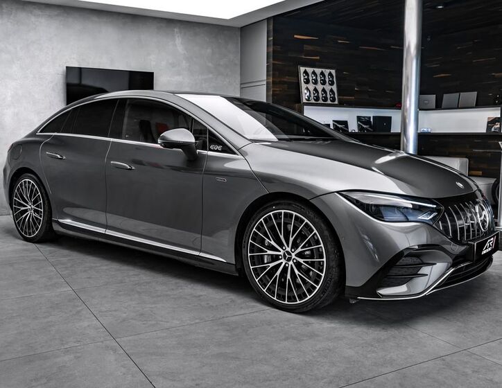 Mercedes-Benz EQE 4