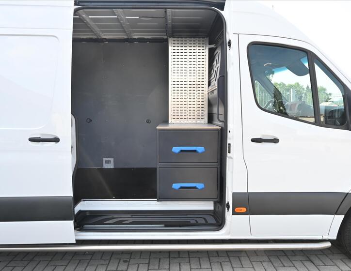 Mercedes-Benz Sprinter 27