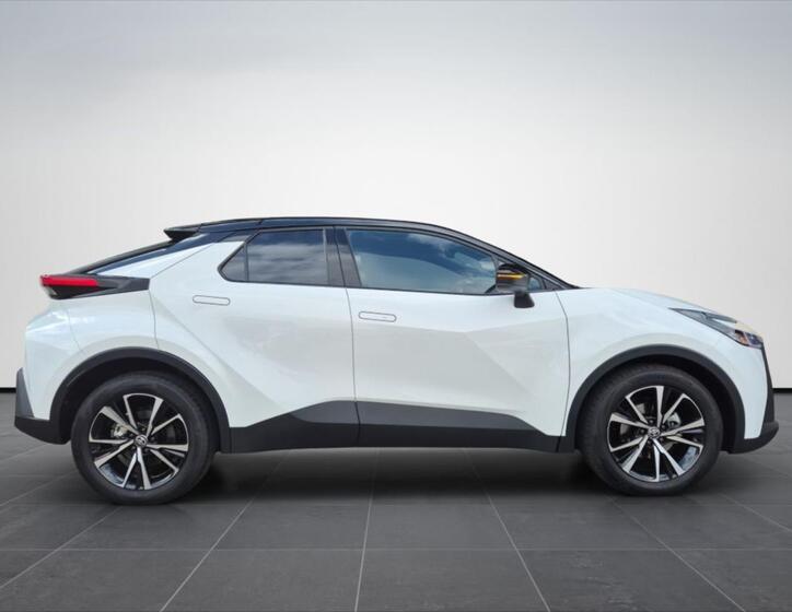 Toyota C-HR 8