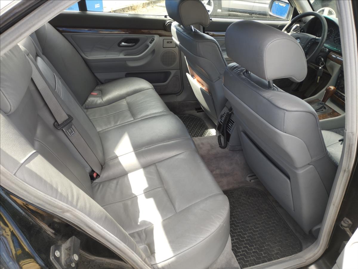 BMW Řada 7