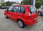 Ford Fusion 4