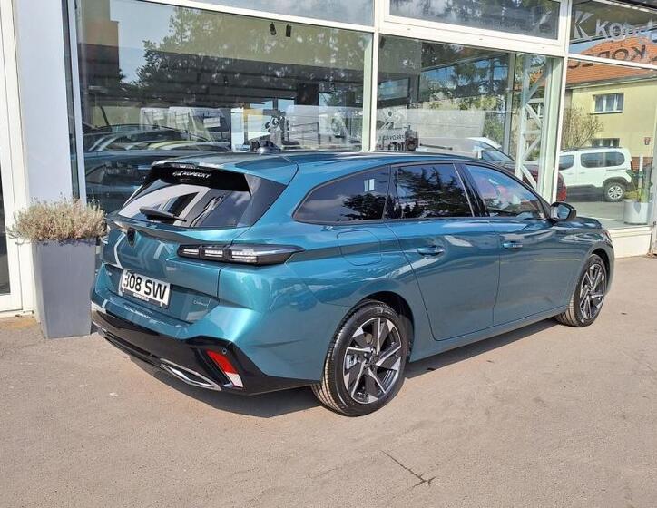 Peugeot 308 8
