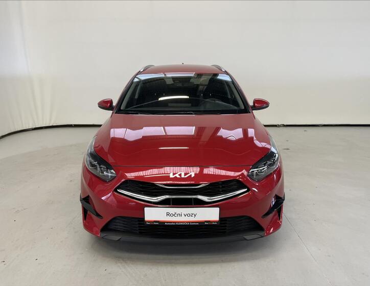 KIA Ceed 4