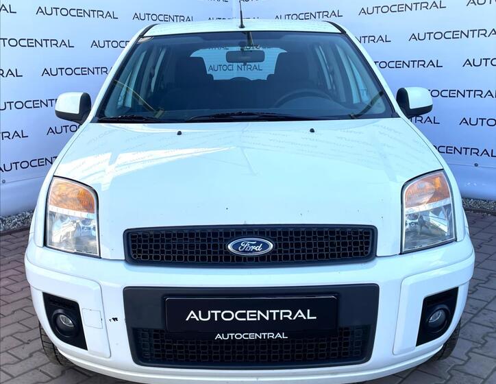 Ford Fusion 2