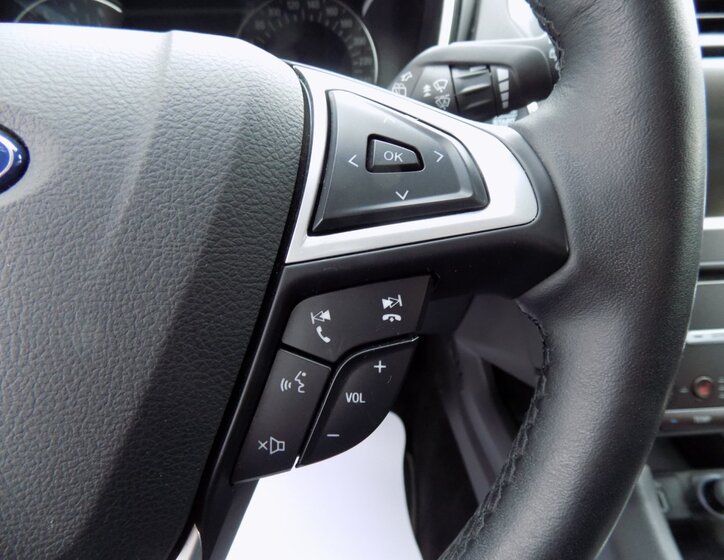 Ford Mondeo 29