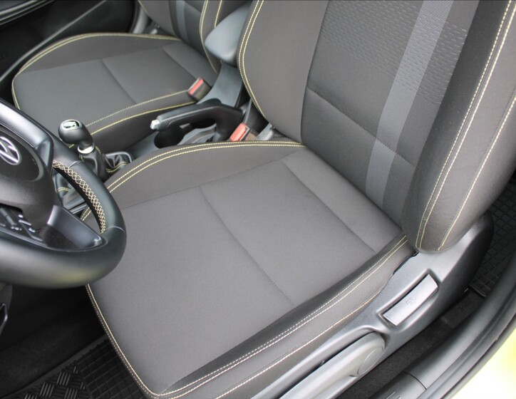 Hyundai i20 20