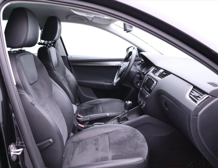 Škoda Octavia 14