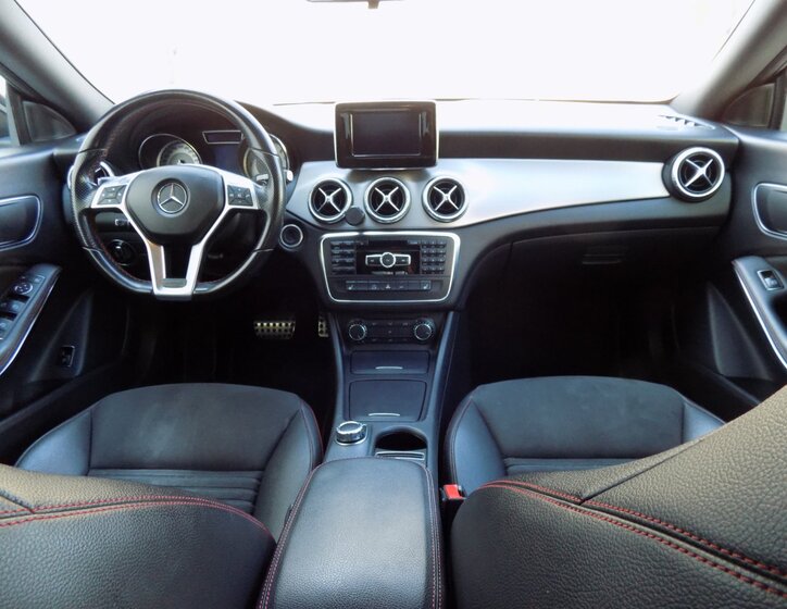 Mercedes-Benz CLA 19