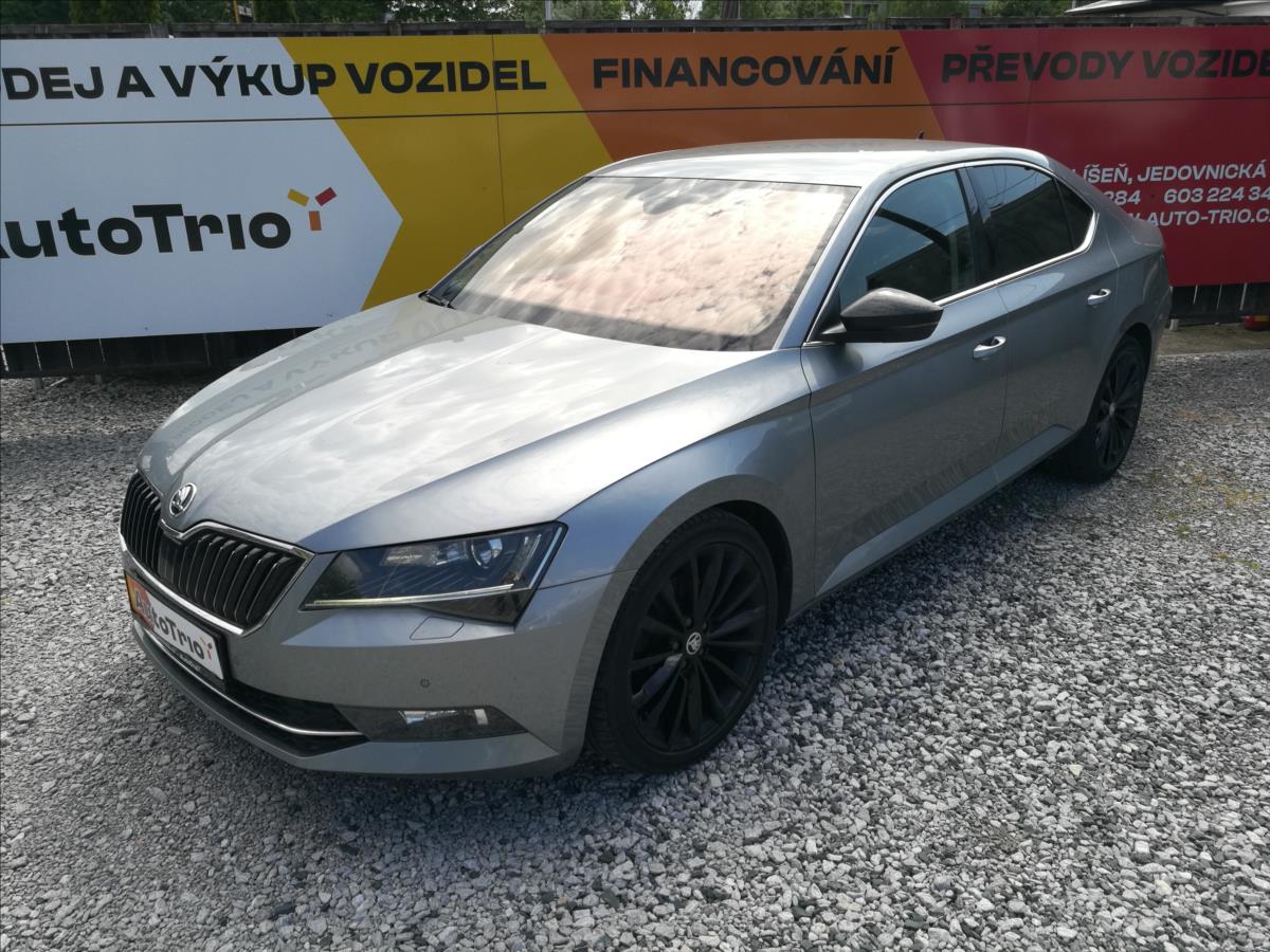 Škoda Superb