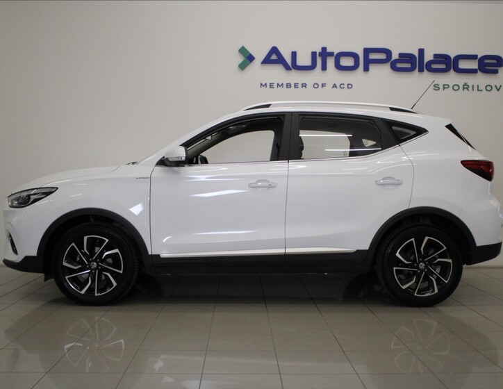 MG ZS 5