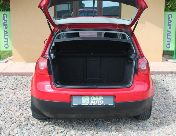 Volkswagen Golf 18