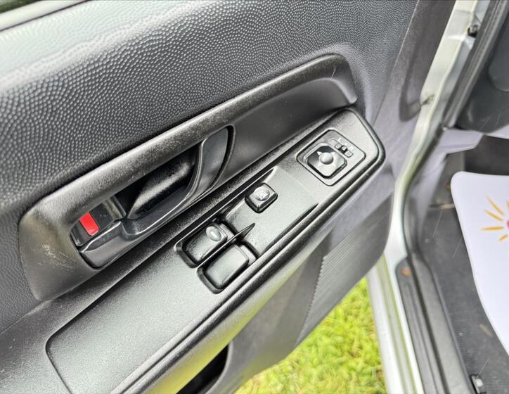 Mitsubishi Pajero Pinin 15