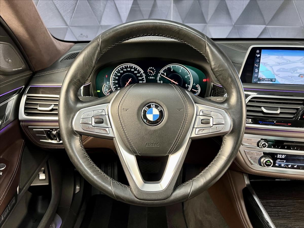 BMW Řada 7
