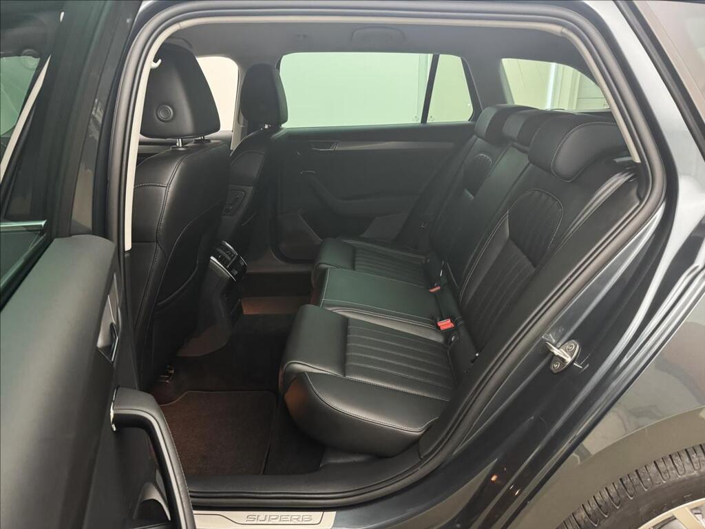 Škoda Superb 42