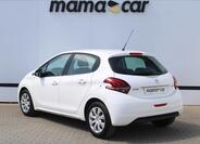 Peugeot 208 5