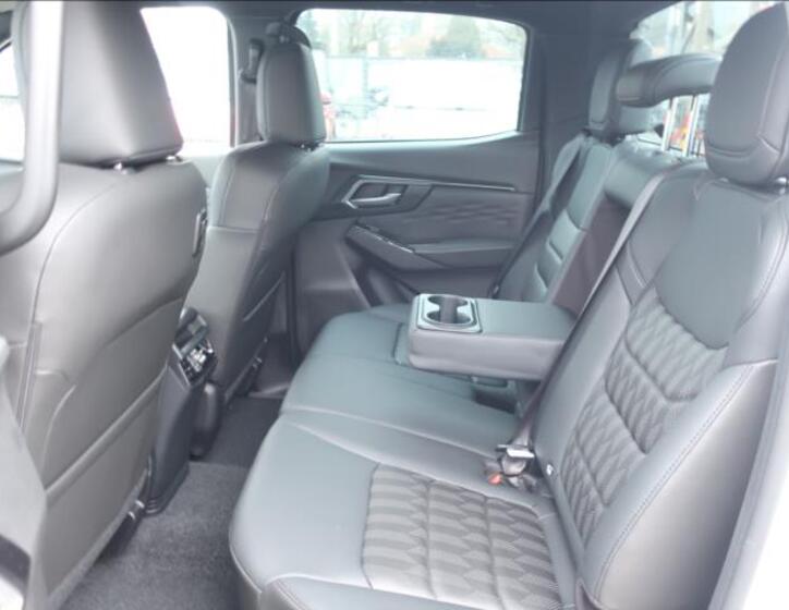 Isuzu D-Max 15