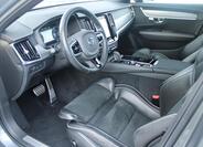 Volvo V90 9