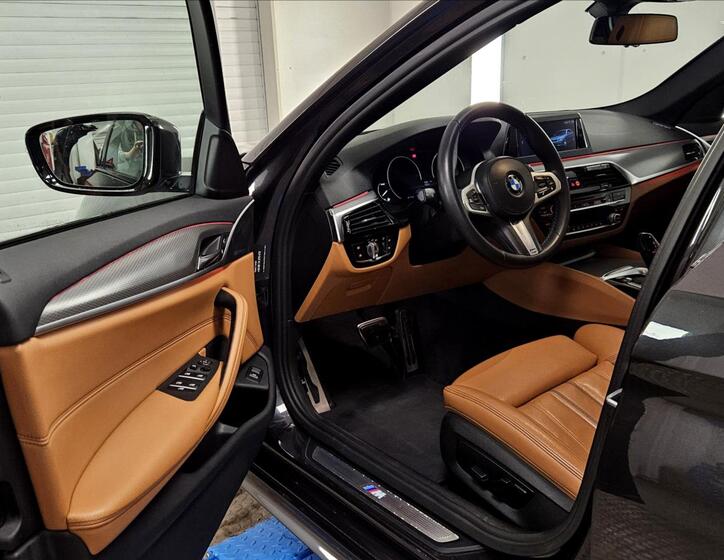 BMW Řada 5 7