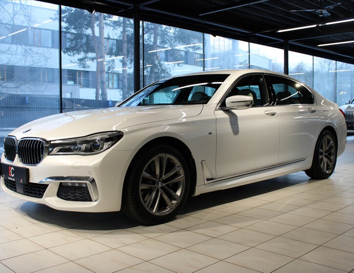 BMW Řada 7 3