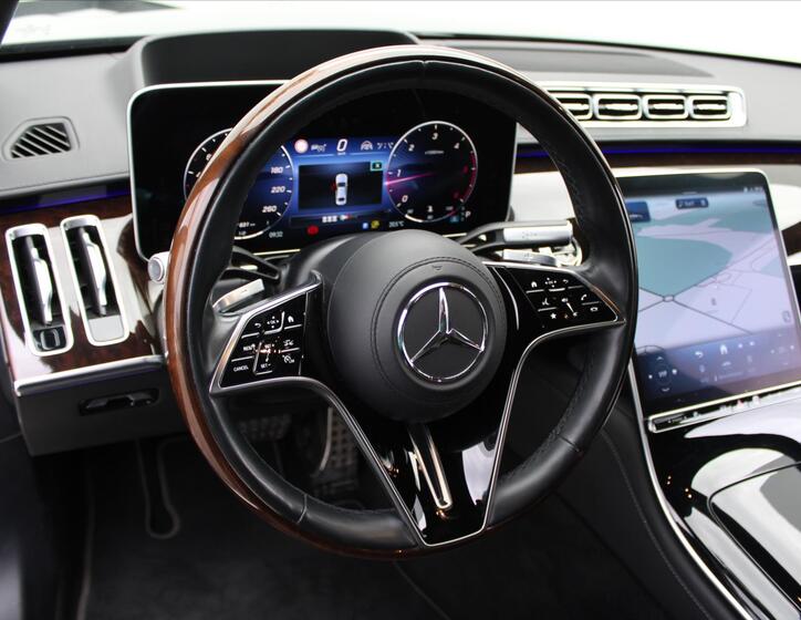 Mercedes-Benz Třídy S 16