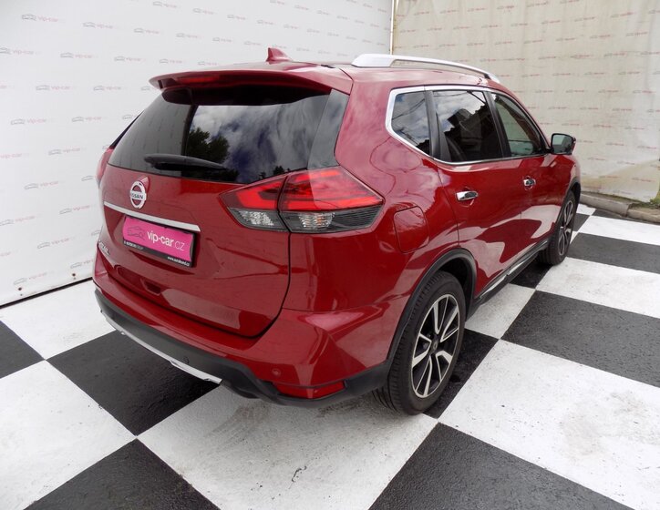 Nissan X-Trail 7