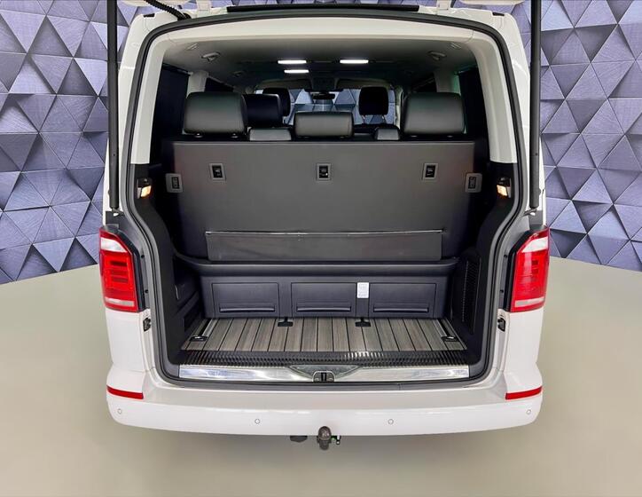 Volkswagen Multivan 22
