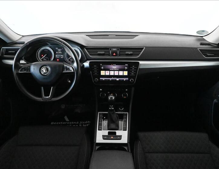 Škoda Superb 11