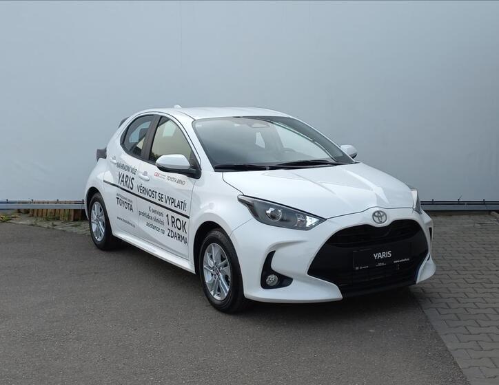 Toyota Yaris 5