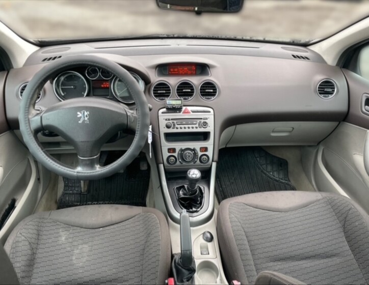 Peugeot 308 9