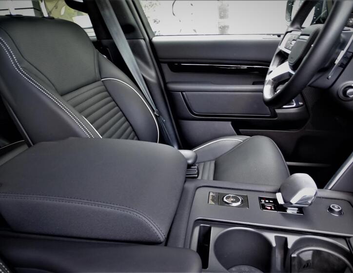 Land Rover Discovery 22