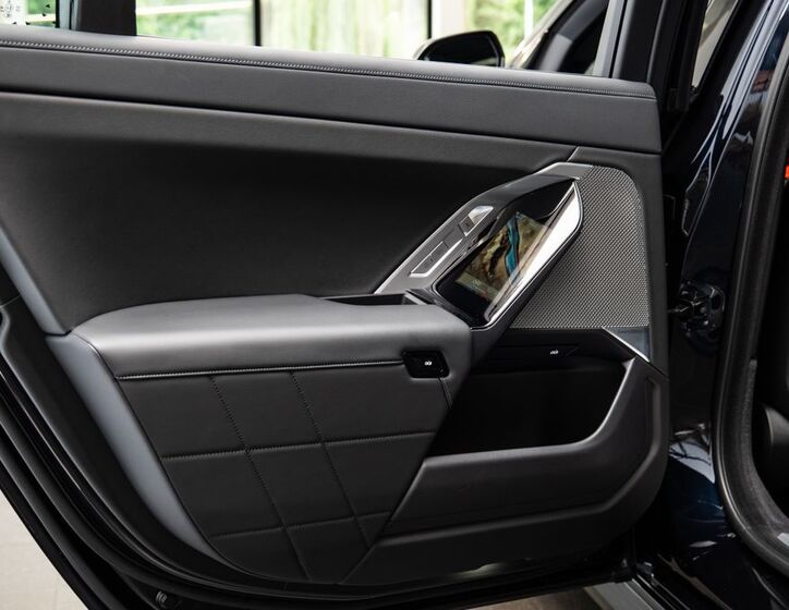BMW Řada 7 16