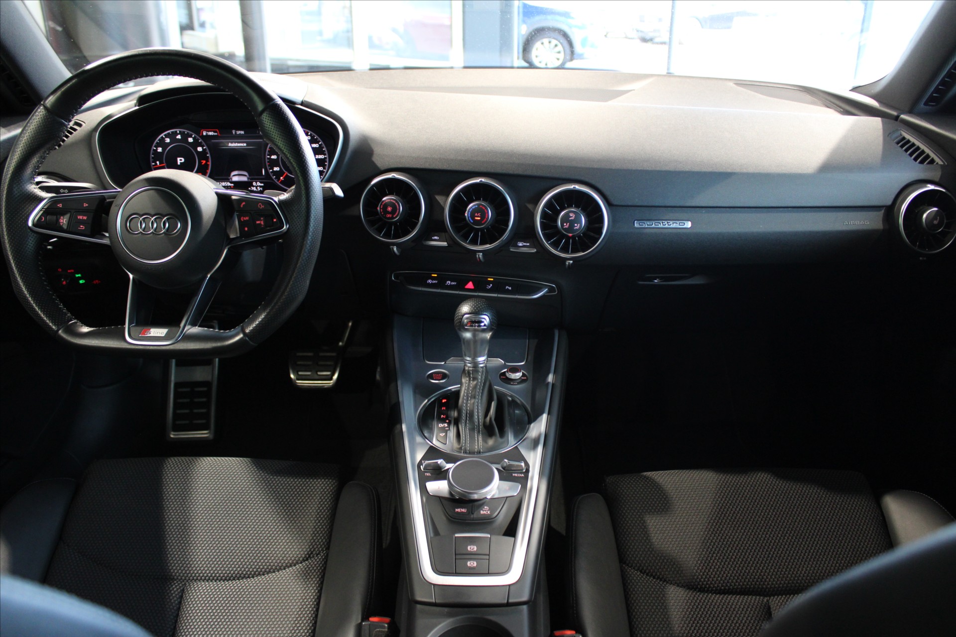 Audi TT