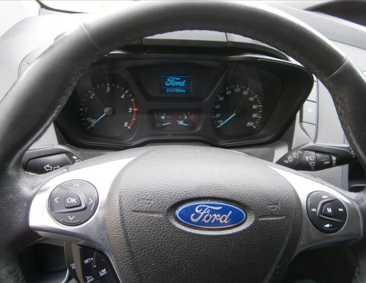 Ford Transit Custom 11