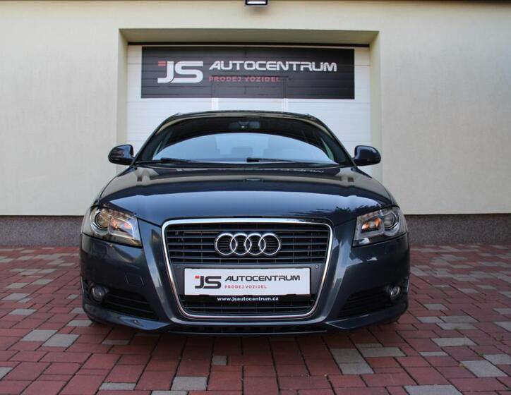Audi A3 4