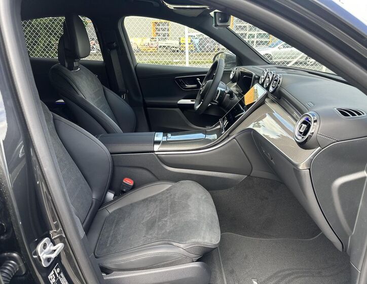 Mercedes-Benz GLC 12