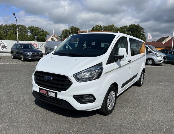 Ford Transit Custom 11