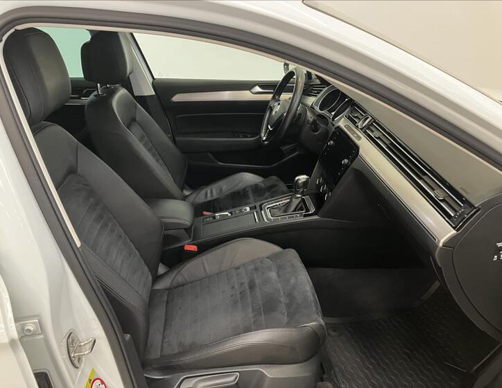 Volkswagen Passat 22