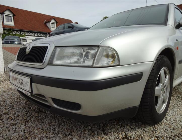 Škoda Octavia 12