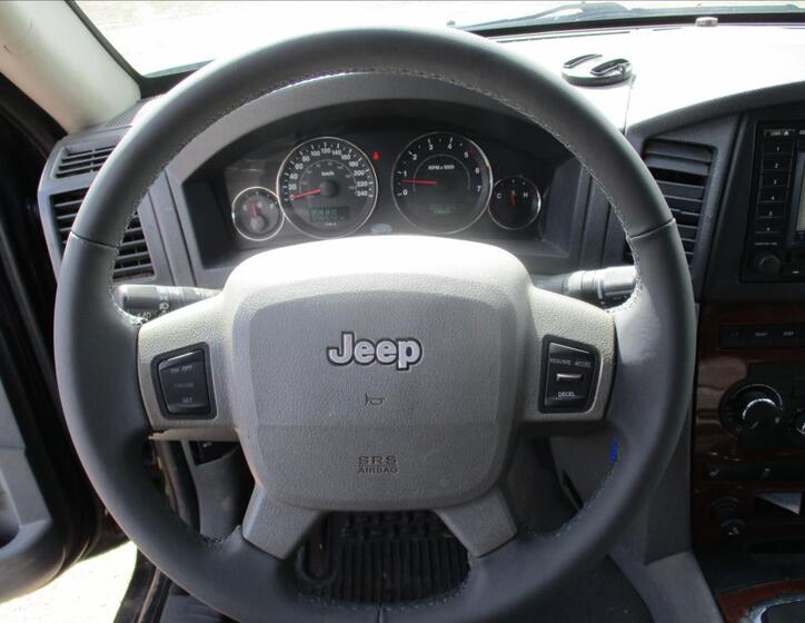 Jeep Grand Cherokee 13