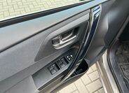 Toyota Auris 12