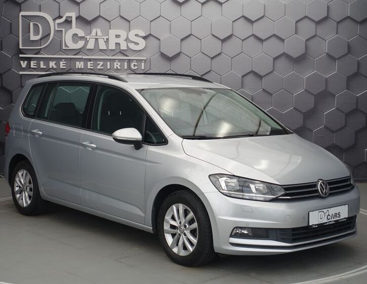Volkswagen Touran 5