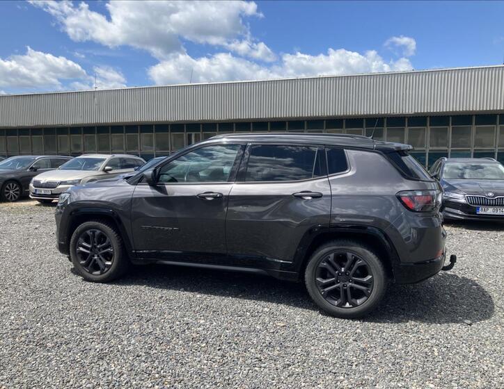 Jeep Compass 4