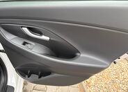 Hyundai i30 18