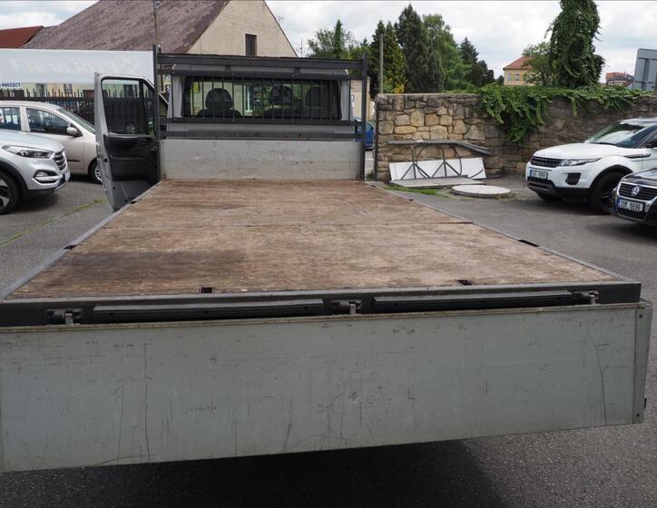 Ford Transit 18