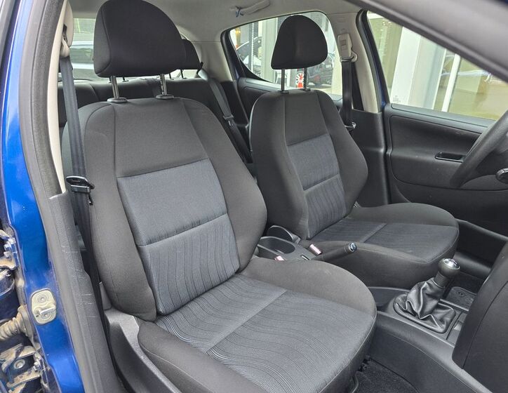Peugeot 207 17