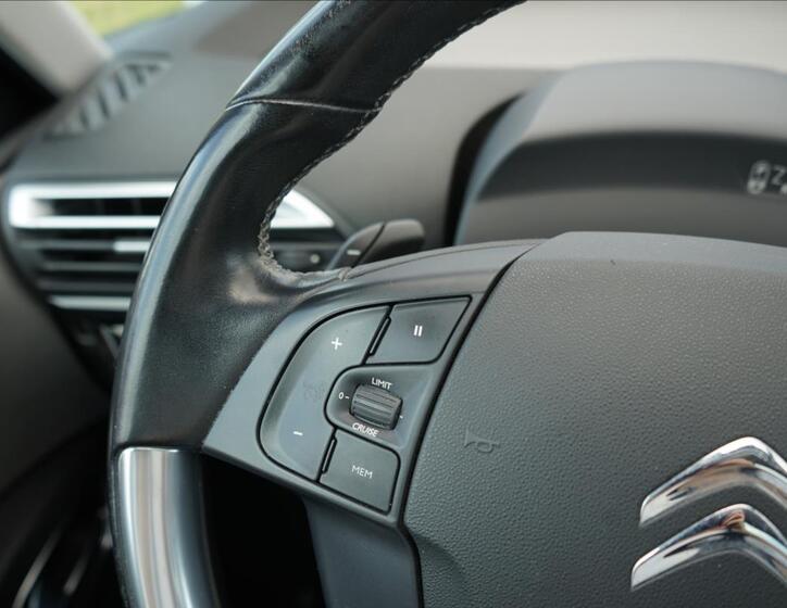 Citroën Grand C4 SpaceTourer 25