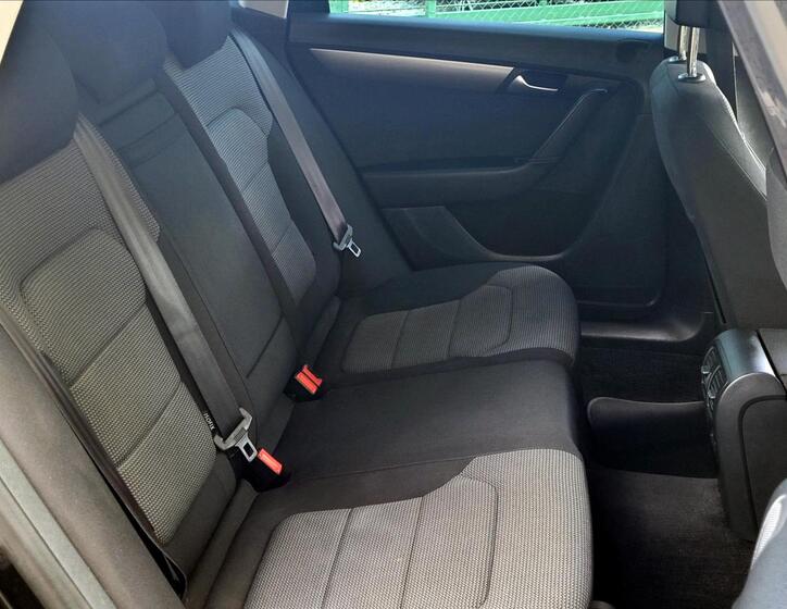 Volkswagen Passat 22